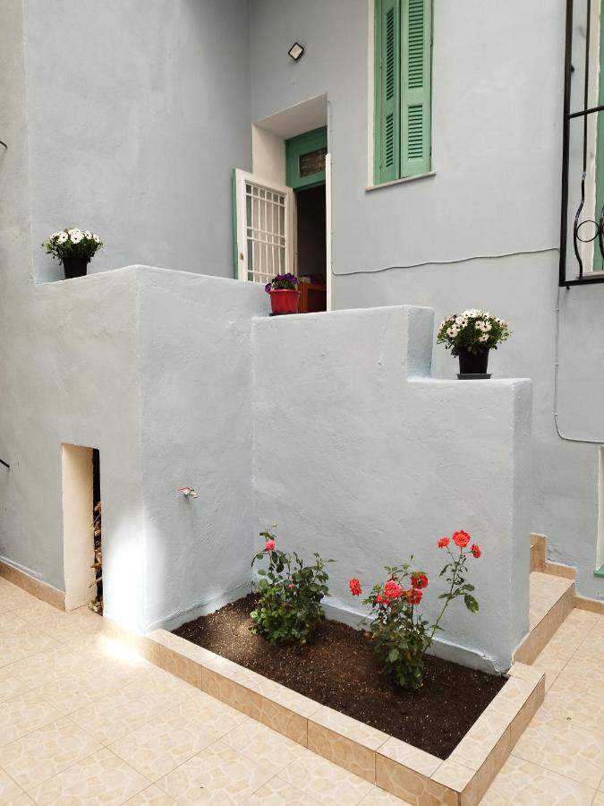 Комната Pilika 4Room With Shared Bath เอเธนส์ ภายนอก รูปภาพ